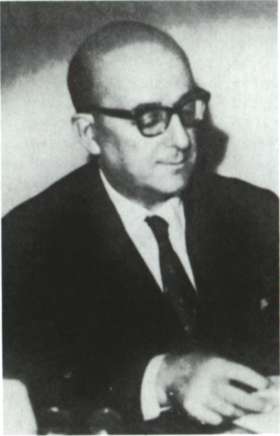 Tomadakis